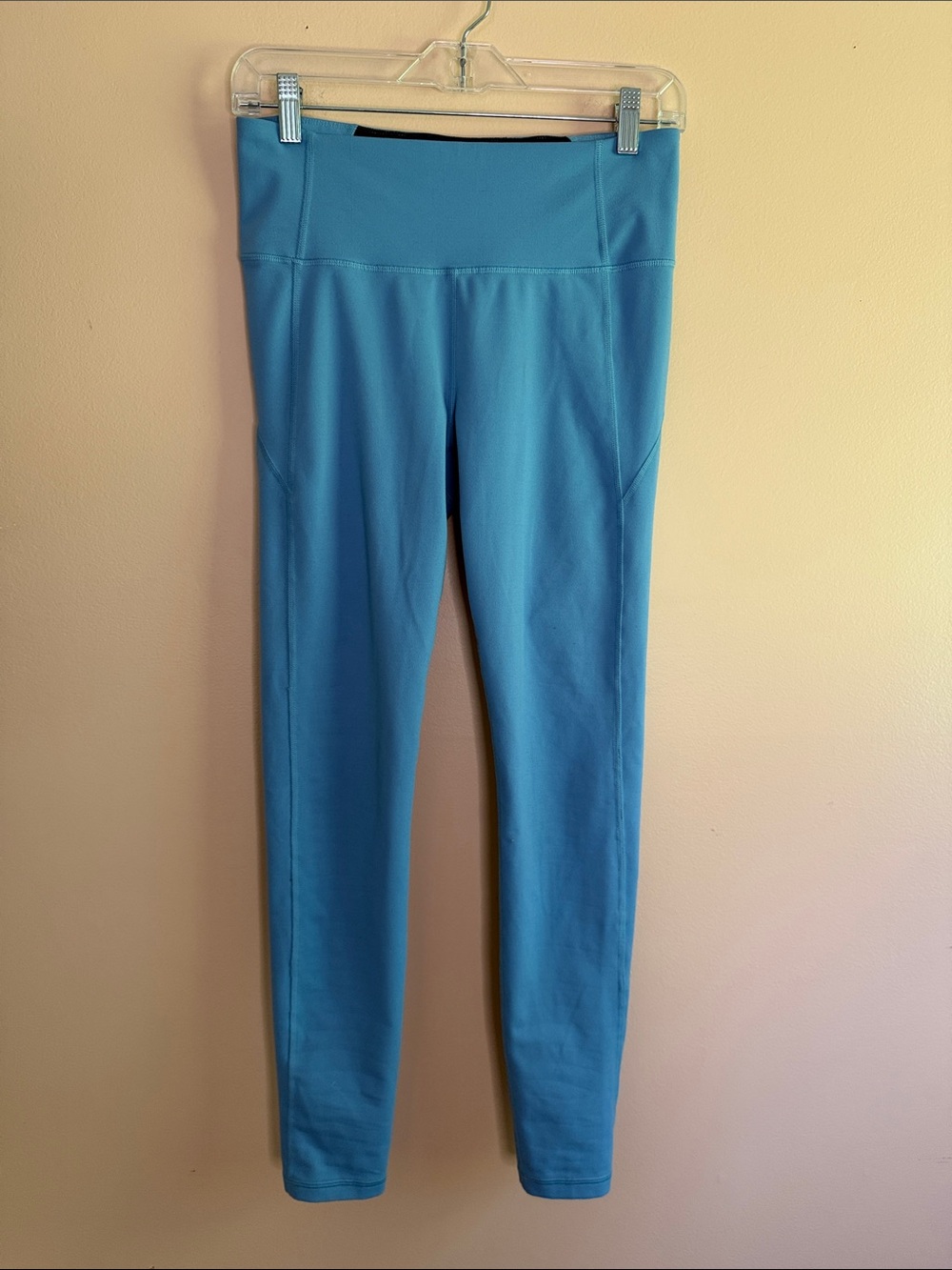 Under Armour Blue Athletic Leggings